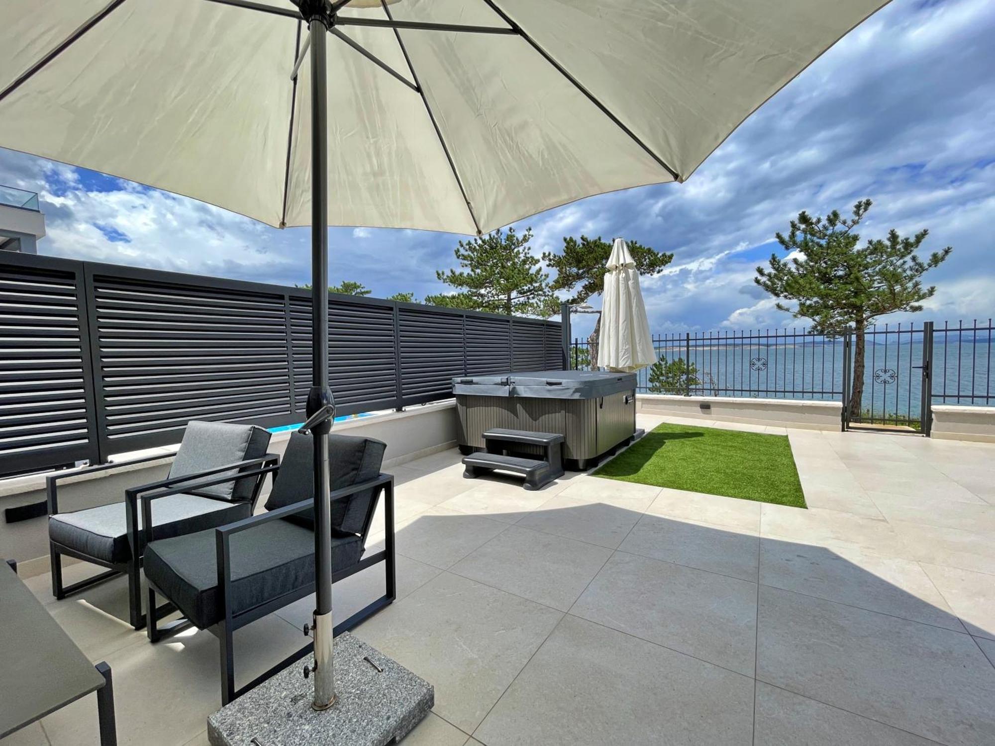 Villas Punta Silo - Luxury Apartments With Pool Bagian luar foto