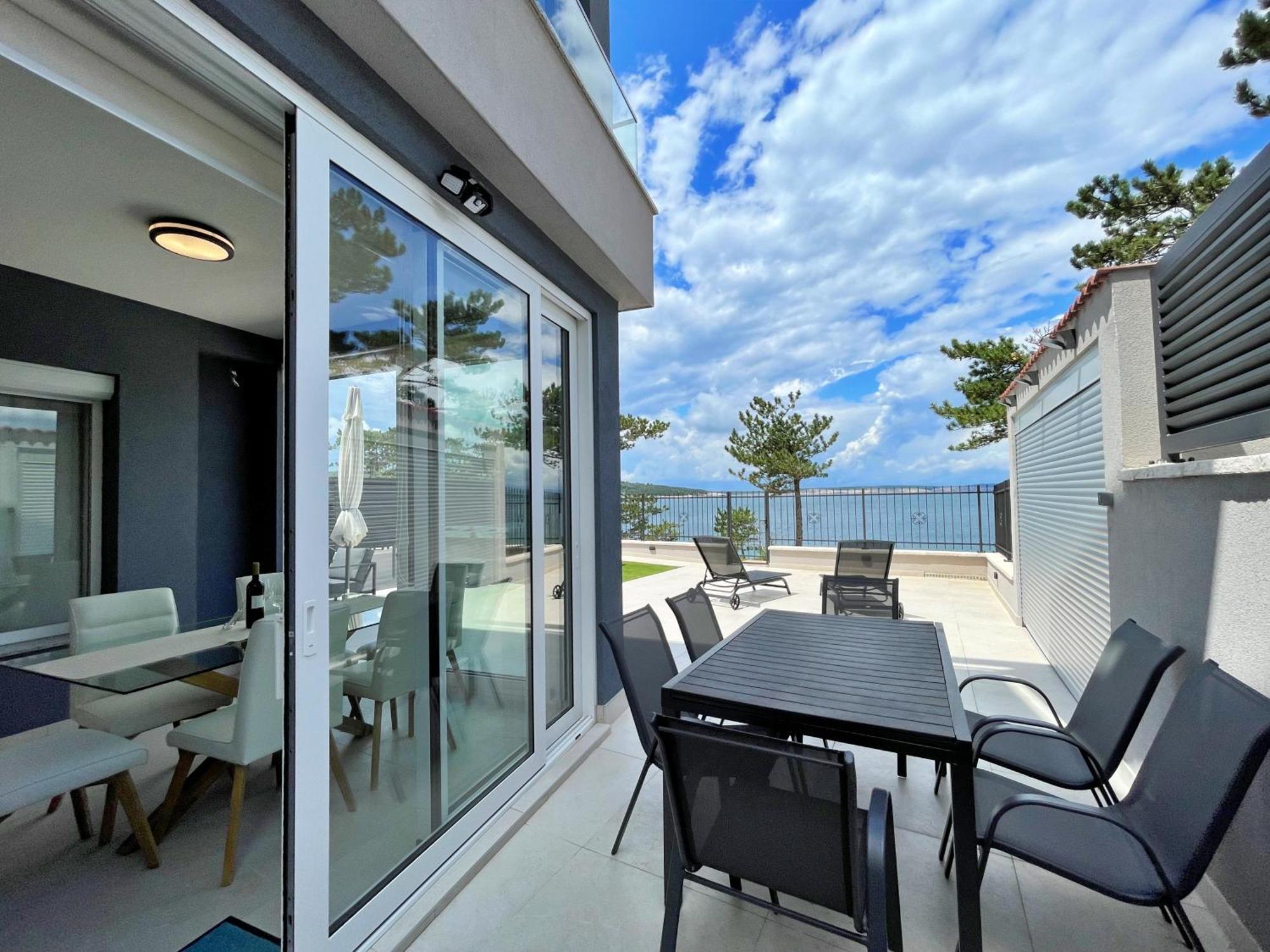 Villas Punta Silo - Luxury Apartments With Pool Bagian luar foto